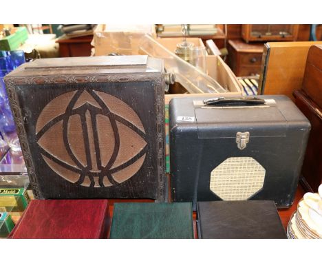 Vintage Roberts Radio and a Oak cased Speaker 