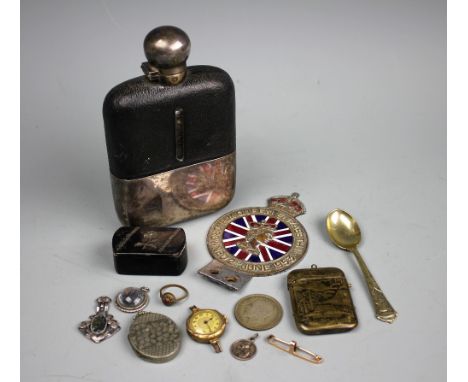 A selection of jewellery and objects of virtue to include an Art Nouveau silver pendant, Payton, Pepper & Sons Ltd, Birmingha