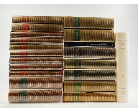 PLÉIADE, BIBLIOTHEQUE de la. Paris, Éd. Gallimard. Or. limp leather, gilt backs. w. (dust-j. and) mylar cover. Printed on Ind