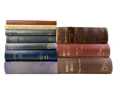 LANGUAGE -- DICTIONARIES -- REDHOUSE, J. Türkceden Inglizceye Lûgat. A Turkish and English Lexicon. New Impression. 1921. Con