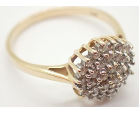 9ct yellow gold diamond cluster ring size R 3.0g