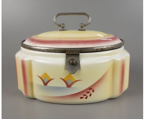 Keksdose mit Spritzdekor, Art Déco, 1930er JahreMetallmontierung (Altersspuren), beweglicher Griff, H*B*T 14*23,5*14cm