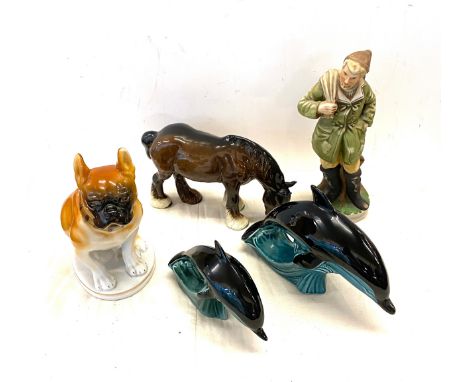 Selection of 5 ornaments to include poole, Beswick and a Russian dog 