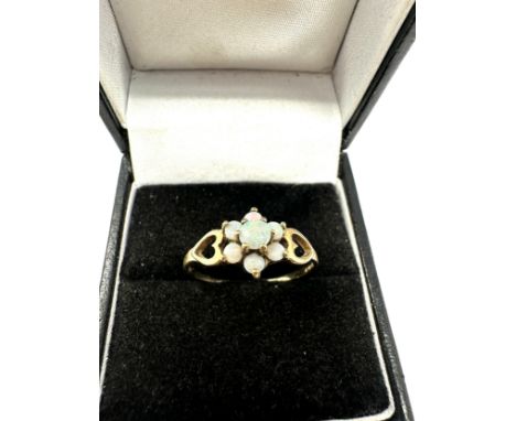 9ct gold opal  ring (1.2g) 