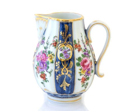 A Samson of Paris sparrow beak jug, in the manner of first period Worcester, circa 1880, decorated with alternating blue and 