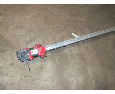 ***A PAIR OF 4" ALUMINUM SASH CLAMPS