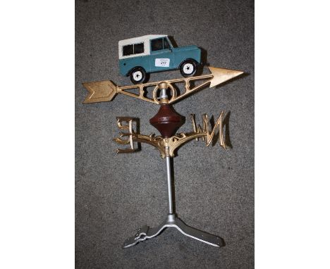 ***A MODERN CAST METAL LAND ROVER WEATHER VANE