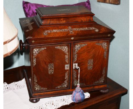 An early Victorian mother-of-pearl inlaid rosewood work box by Wilson & Co. of 71 George St., Edinburgh, maker's label to int