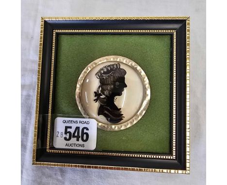 MINIATURE PORTRAIT SILHOUETTE OF A LADY PAINTED ON REVERSE CONVEX GLASS IN HOGARTH STYLE FRAME, 4 X 4''