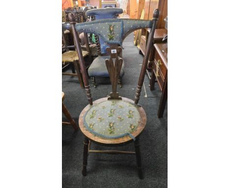 ANTIQUE TAPESTRY WOODEN CHAIR A/F