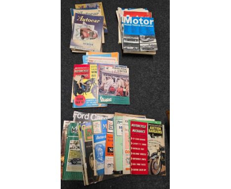 CARTON WITH VINTAGE MOTORING MAGAZINES, MOTOR AUTO CAR ETC