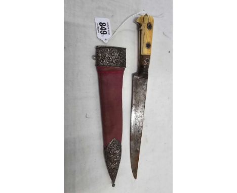 AN INDIAN PESHCABS DAGGER WITH BONE HANDLE &amp; METAL MOUNTED SCABBARD