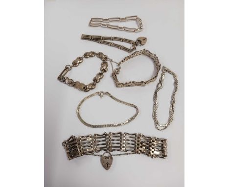 QTY OF SILVER GATE BRACELETS WITH PADLOCKS &amp; SILVER BRACELETS, 80g