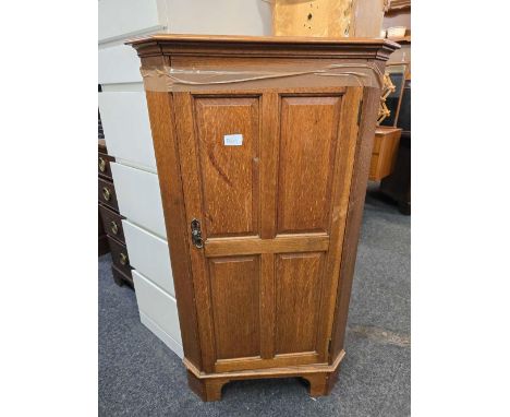 LIGHT MAHOGANY CORNER CUPBOARD