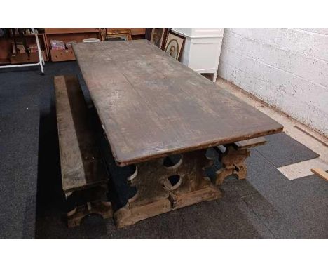 ANTIQUE ELM TABLE & MATCHING BENCHES, 7ft 5'' LONG X 3ft (NO BOLTS)