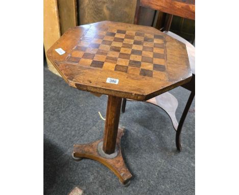 MAHOGANY TRIPOD CHESS TABLE