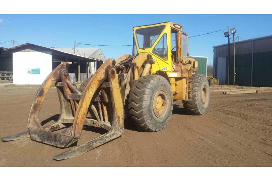 CAT 966 ARTICULATING WHEEL LOADER W/LOG FORKS; W/CLAMP; S/N-76J7257