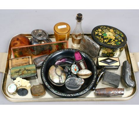 A good tray of collectables including a silver thimble in case, micromosaic brooches, snuff boxes, a Mauchline ware box for S