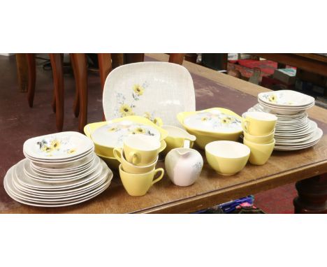 A 1960s J. G. Meakin dinner service decorated with flowers.