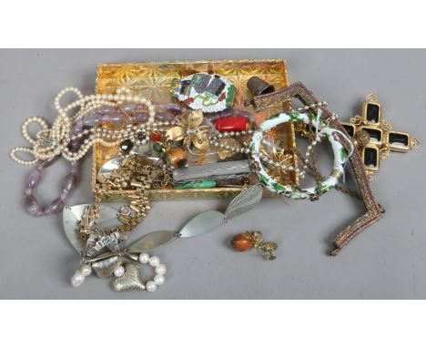 A collection of costume jewellery including hardstone beads and enamel bottles etc.