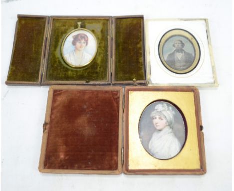 EARLY 20TH CENTURY ENGLISH SCHOOL; an oval portrait miniature, a study of a young woman wearing drop earrings, indistinctly s