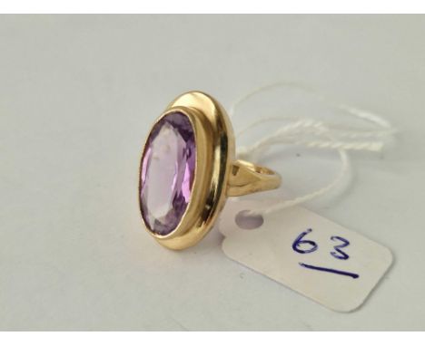 A large amethyst 9ct dress ring size K 4.9g