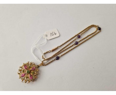 A PRETTY SUFFRAGETTE PENDANT ON AMETHYST CHAIN 9CT 16 INCH 7.3 GMS
