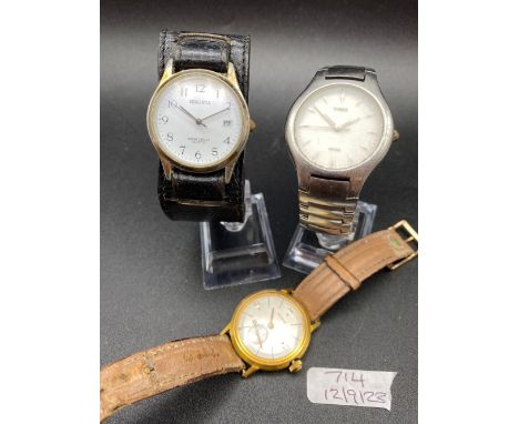Three gents wrist watches TIMEX SEKONDA and SLAVA
