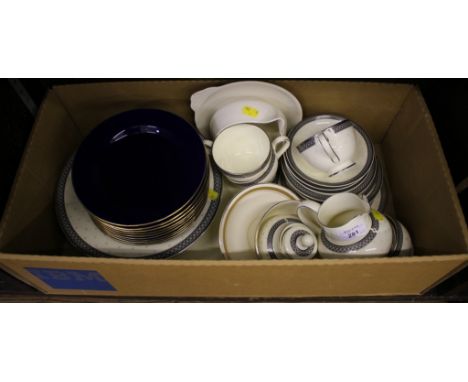 A Royal Doulton Burlington pattern tea service and other plates 