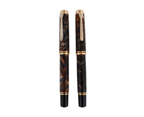 
	
		PELIKAN, SOUVERAN M800, TWO SPECIAL EDITION FOUNTAIN PENS
		
		PELIKAN, SOUVERAN M800, RENAISSANCE
		Cap and Barrel: Mot