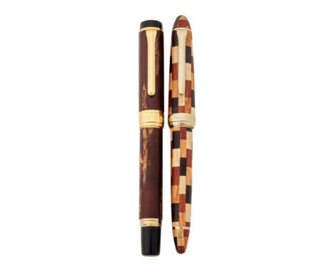 
	
		SAILOR, TWO WOOD FOUNTAIN PENS
		
		DENSHIRO KABAZAIKU (CHERRY WOOD)
		Cap and Barrel: Cherry wood with back resin and g