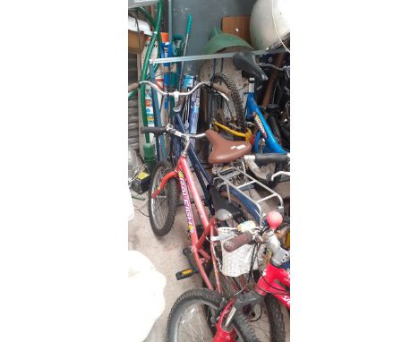A Bobbin Brownie seven speed ladies shopper bicycle, size small. 