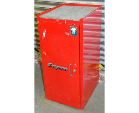 A Snap-On metal tool cabinet, of rectangular form, with front door and C handle, lacking key, 82cm high, 39cm wide, 46cm deep