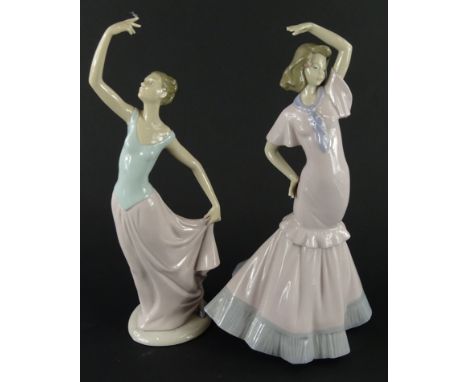 A 20thC Nao figure of a lady in flowing robes, with arm outstretched, on shaped base, and another (2).