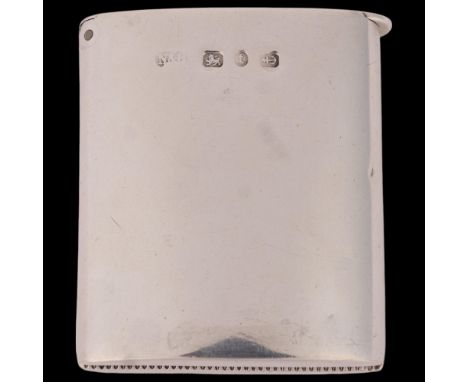 A late Victorian silver Vesta case, Nathan & Hayes, Birmingham 1893, plain curved rectangular form, 5cm x 4.5cm, 36.5gNo dama