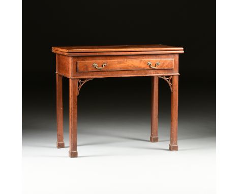 AN AMERICAN CHIPPENDALE CHERRY GATELEG GAME TABLE, LATE 18TH/EARLY 19TH CENTURY, the nicely figured cherry hinged top with ro