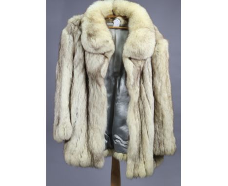 A silver-fox fur silk-lined ladies’ coat &amp; a ditto ladies’ hat.