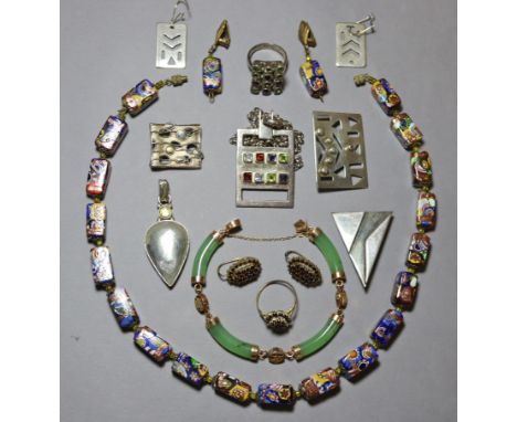 A 9ct gold &amp; jade flexible bracelet; various items of modernist jewellery, millefiori glass bead necklace &amp; earrings,
