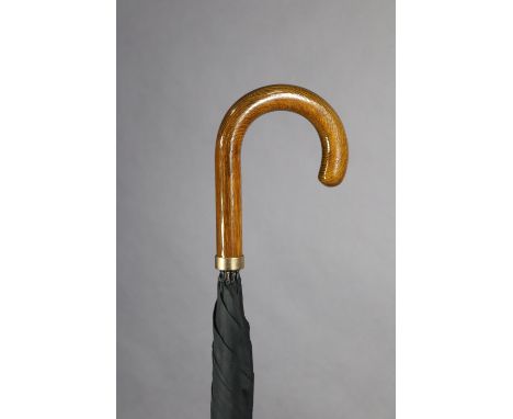 Another vintage gent’s umbrella with polished wooden handle &amp; 9ct. gold mount, 35.75” high.