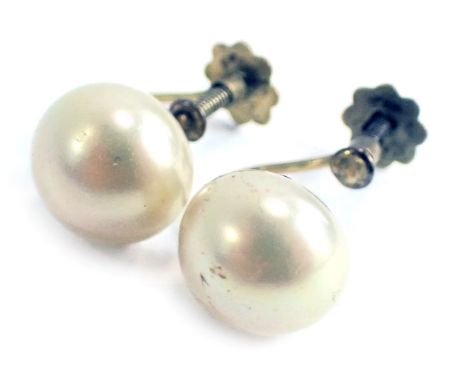 A pair of cultured pearl stud earrings, each with screw in back, yellow metal stamped 9ct, 3.1g all in. 