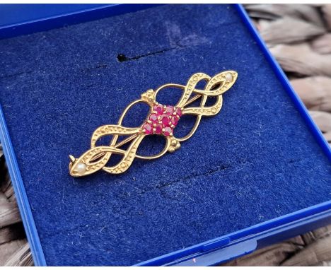 9ct Gold Ruby Set Brooch