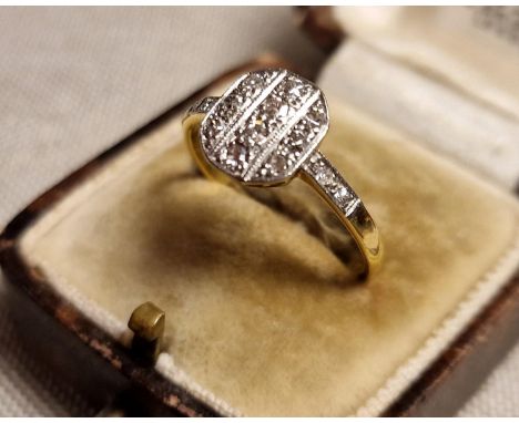 18ct Gold, Platinum &amp; Diamond Octagonal Faced Cluster Ring - size N and 2.25g