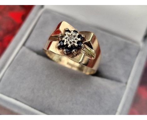 9ct Gold Sapphire and Diamond Cluster Ring - size O, 1970s design