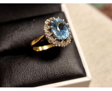18ct Gold, Aquamarine &amp; Diamond Ring, Size J+0.5, 5.2g