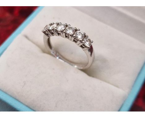 18ct White Gold Half Eternity Ring, size I+0.5 and 2.79g