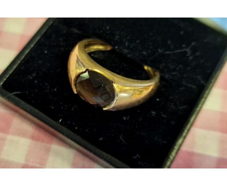 9ct Gold &amp; Smoky Topaz Dress Ring - size P+0.5, 4.3g