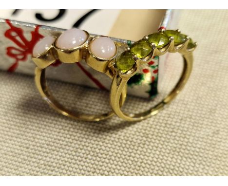 Pair of 9ct Gold Dress Rings, one Peridot + a Clear Opal - 5.85g combined, both size P