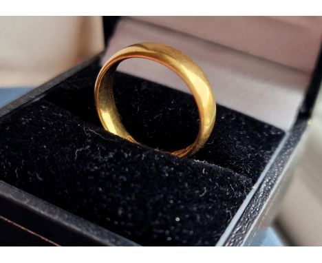 22ct Gold Wedding Band Ring - 5.15g, size K