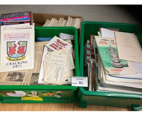Football : West Ham - vast accumulation of modern progs, papers, season ticket books, directors enclosure tkts, banquet 1964 