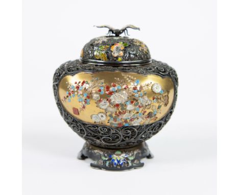 Beautiful Japanese small incense burner in fine openwork solid silver and enamel, floral decor and butterfly, marked, Koro Me